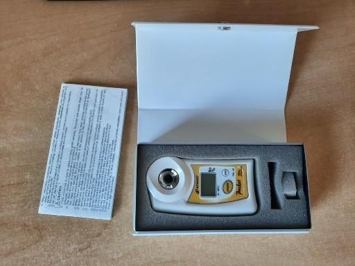 Refractometer, Ophalen of Verzenden, Zo goed als nieuw