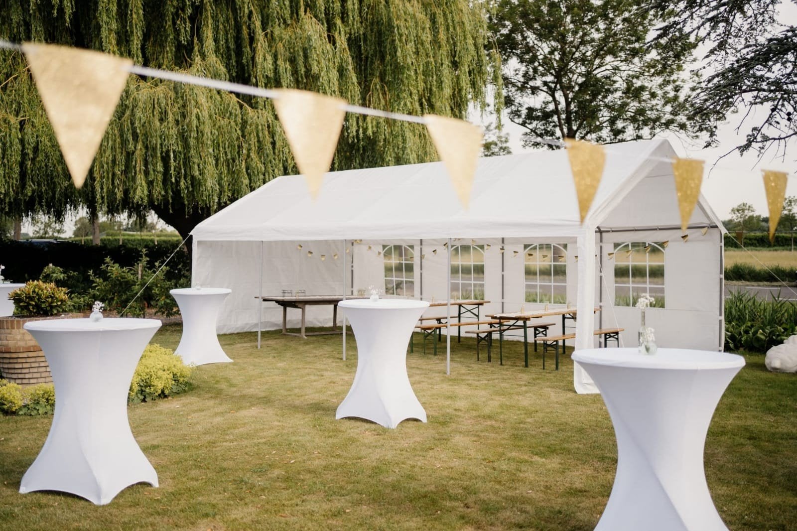 Partytent 4x8 meter wit te huur tafels stoelen, Ophalen, Overige