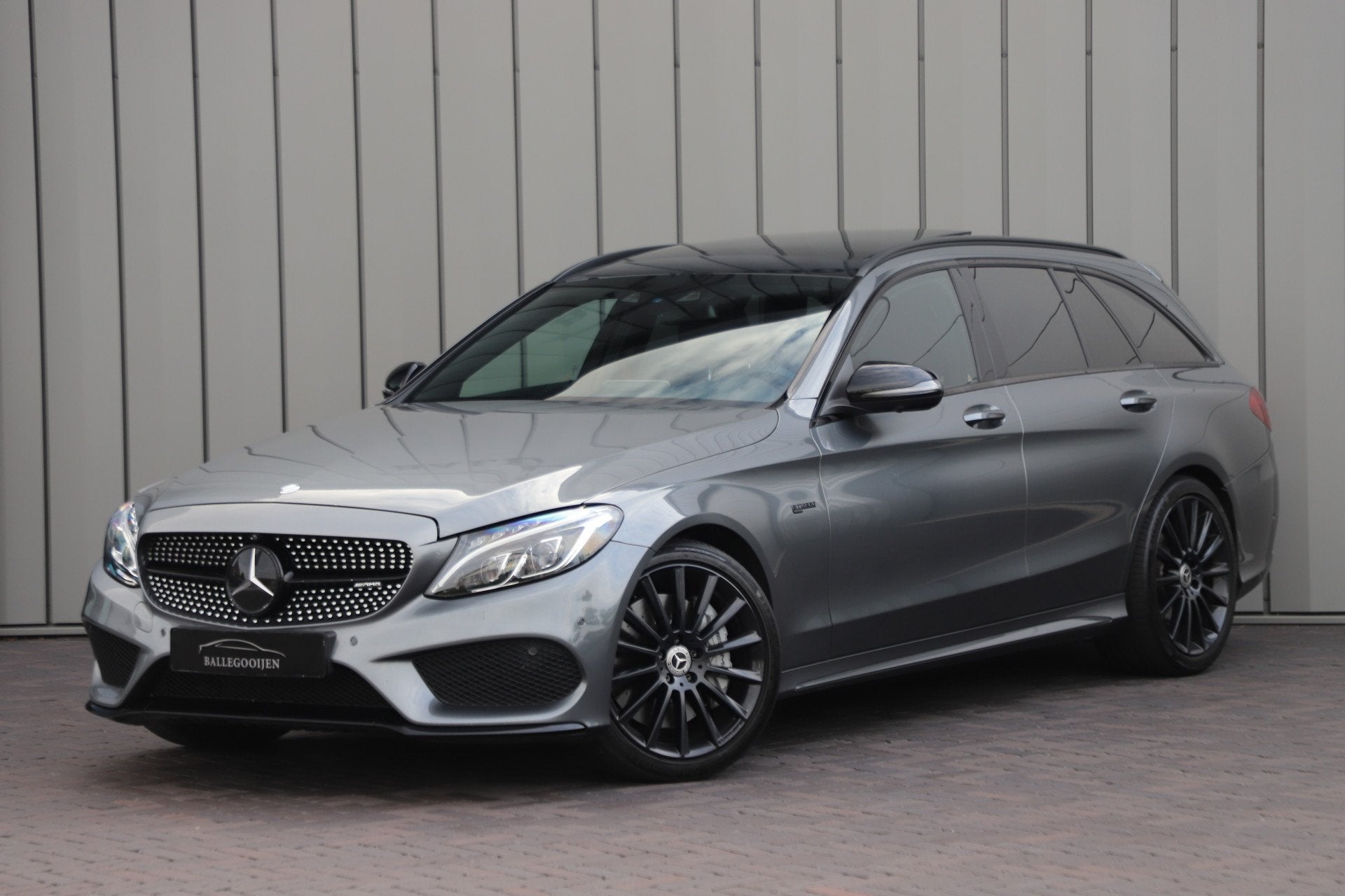 Mercedes-Benz C-Klasse Estate AMG 43 4MATIC | 367PK | Pano |, Auto's, Mercedes-Benz, Automaat, 2996 cc, Vierwielaandrijving, 93 €/maand