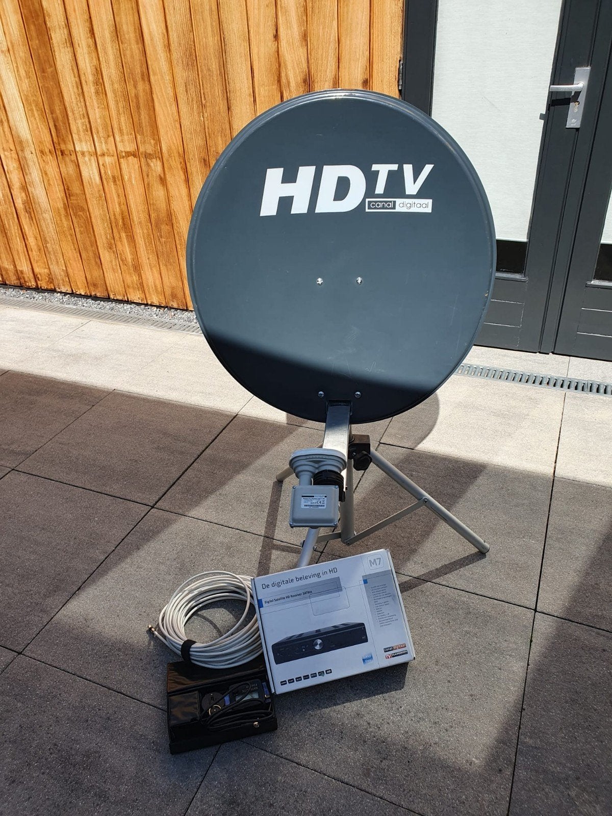 HD receiver SAT801, Ophalen of Verzenden, Zo goed als nieuw, (Schotel)antenne, Overige merken
