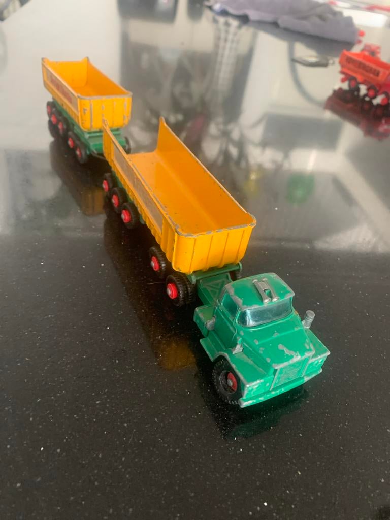 Vintage Matchbox Dodge Trucks kiepwagen met aanhanger, Kinderen en Baby's, Speelgoed | Speelgoedvoertuigen, Ophalen, Gebruikt