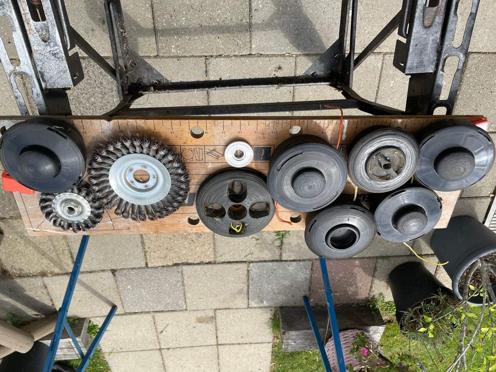Stiga SB 33 D Benzine Bosmaaier met Accessoires, Ophalen, Gebruikt, 30 tot 50 cm, Benzine
