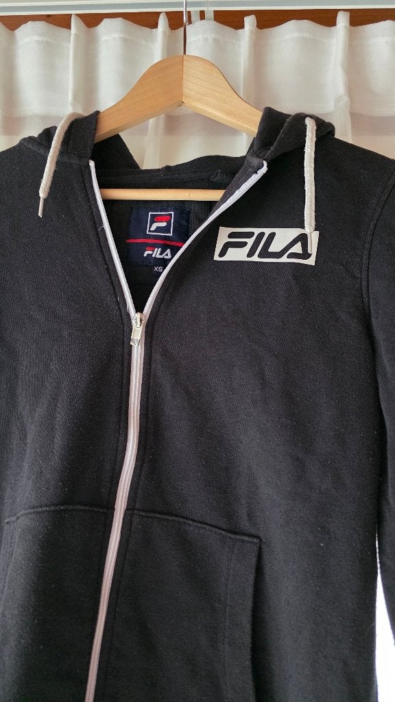 Zwart Fila vest met rits en capuchon maat XS, Zwart, Ophalen of Verzenden, Zo goed als nieuw, Fila