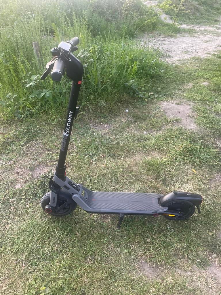 Segway Ninebot E3 E – werkt perfect – incl. oplader, Ophalen, Gebruikt, Elektrische step (E-scooter)