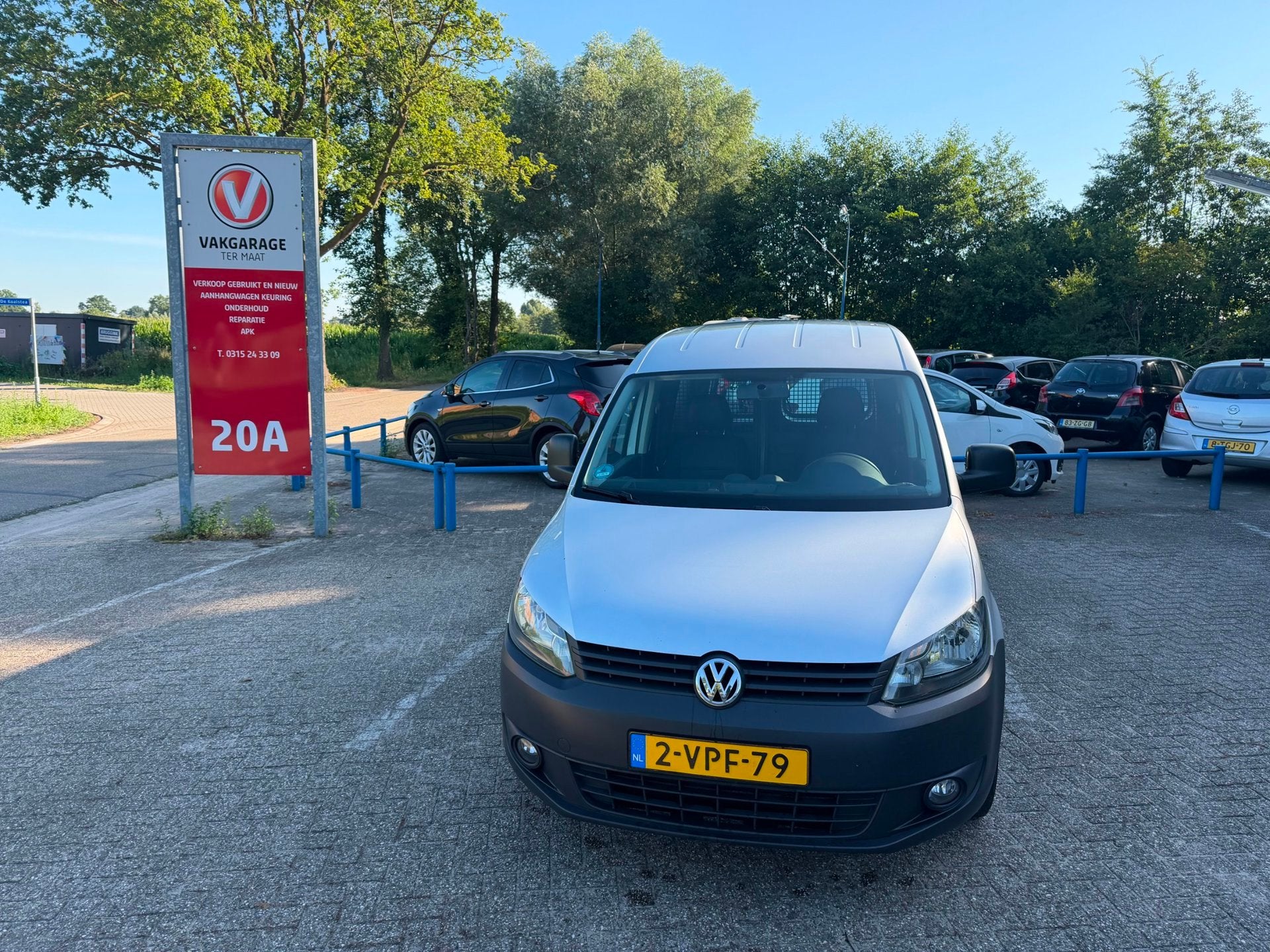 Volkswagen Caddy 1.6 TDI, Voorwielaandrijving, Euro 5, Gebruikt, Zwart