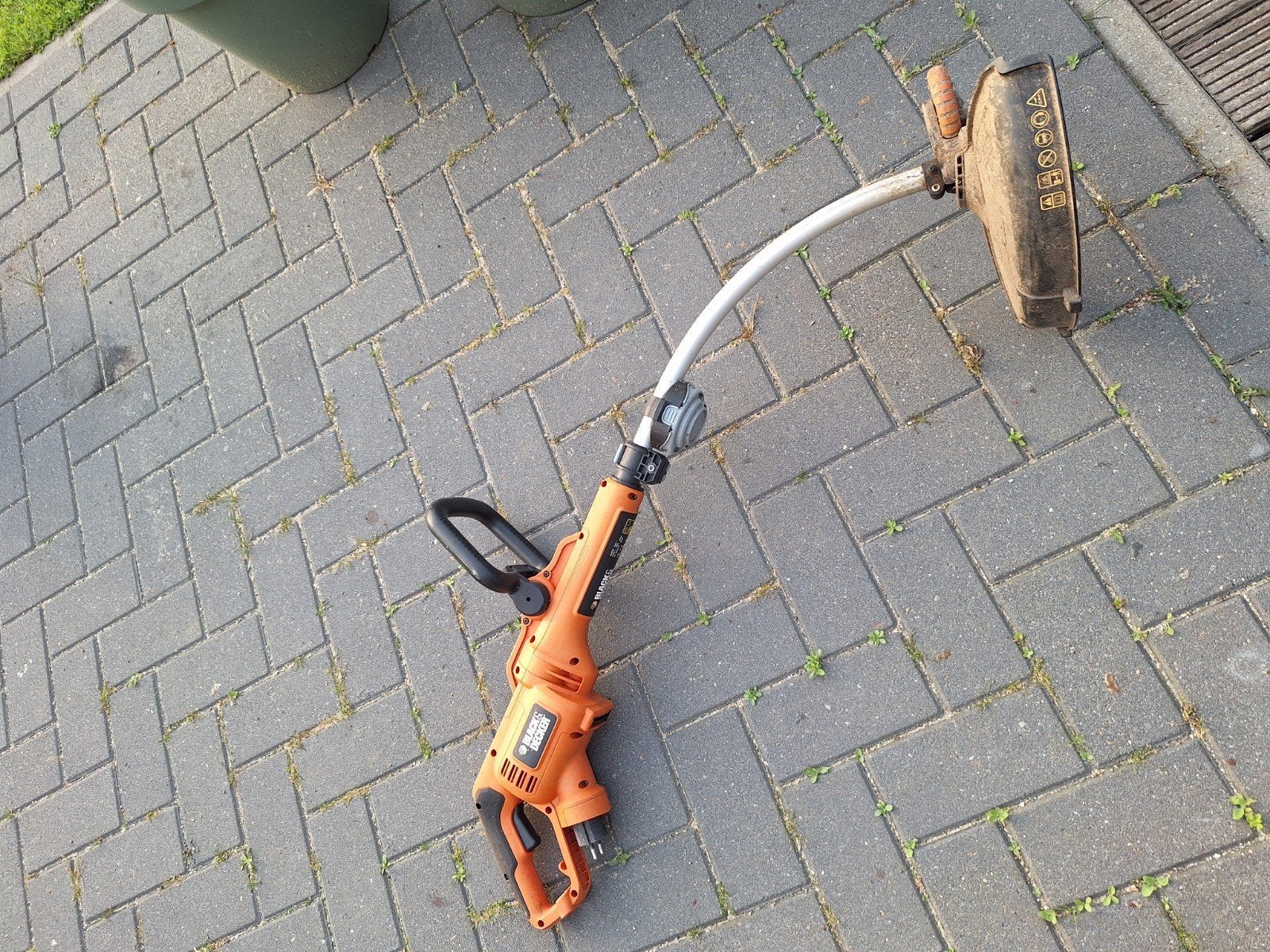 Black & Decker grastrimmer - Elektrisch, Tuin en Terras, Grastrimmers, Gebruikt, Elektrisch, 30 tot 50 cm, Ophalen of Verzenden