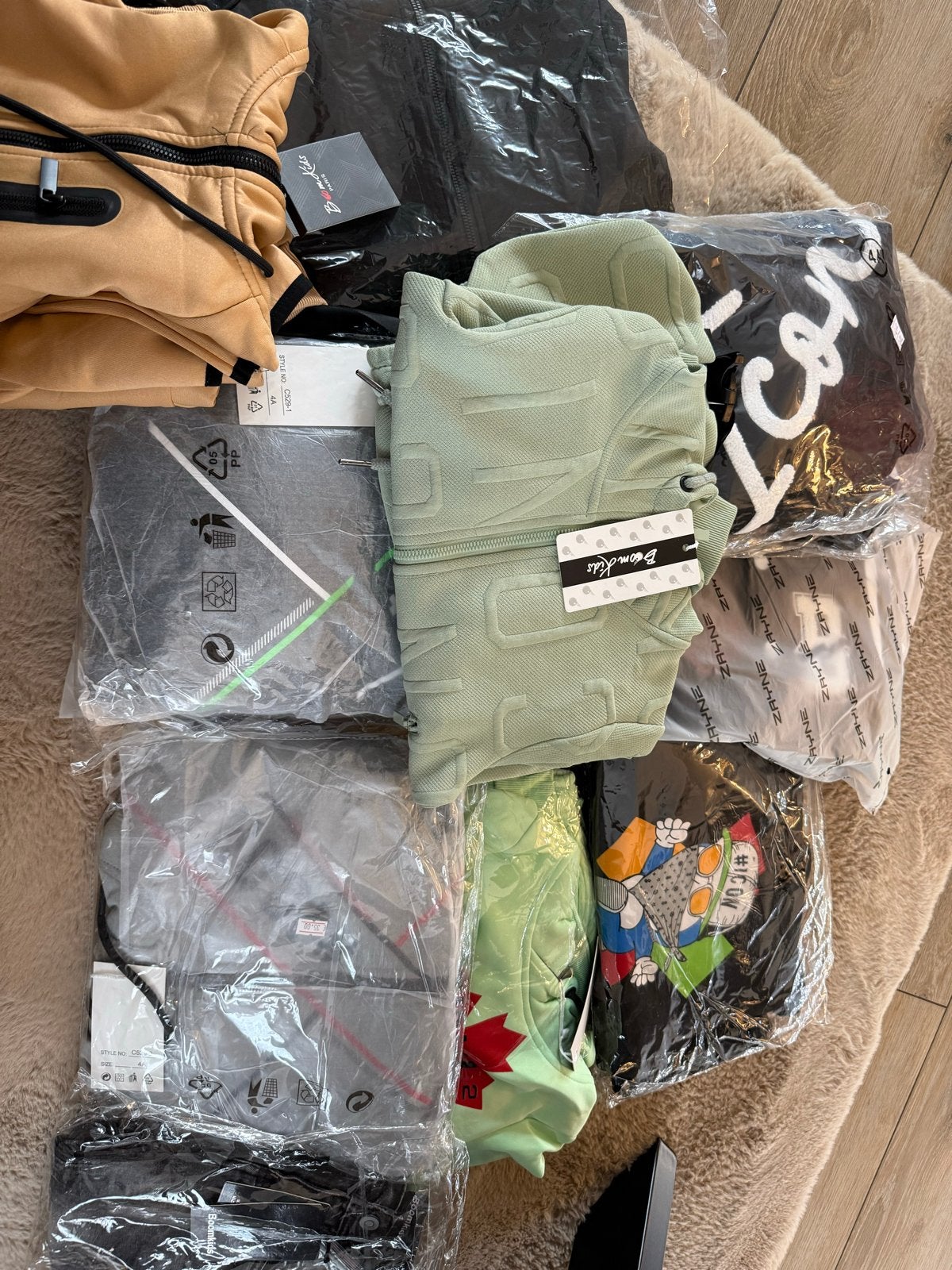 Nieuwe Kinderkleding Bundel oa icon maat 98/104, Ophalen of Verzenden, Nieuw, Jongen of Meisje