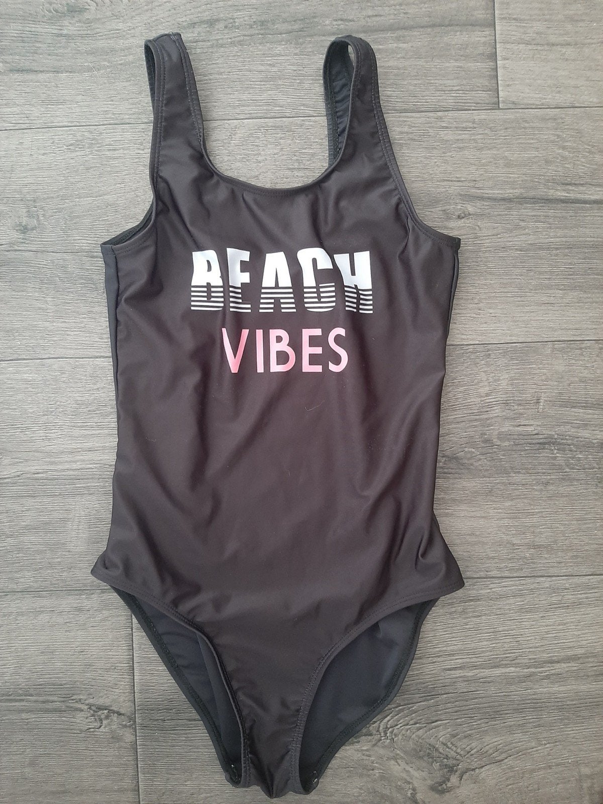 mooi badpak en bikini v o neil maat xs 3,50 pst, Ophalen of Verzenden, Zo goed als nieuw, Badpak