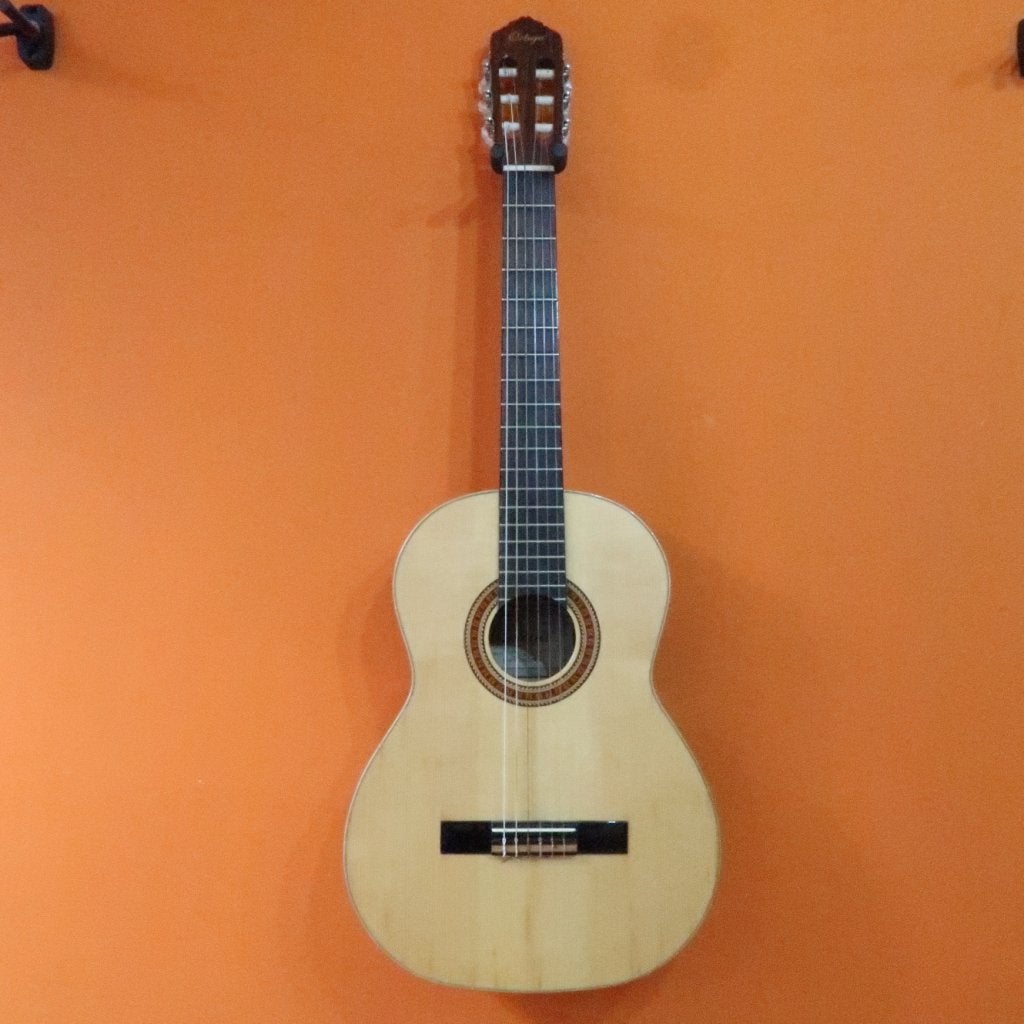 Ortega R133 Klassieke Gitaar | in Nette Staat, Flex Ltd., Zo goed als nieuw, https://flex.com/contact-us, Nobelstraat 10, 5807 GA Oostrum LB, Limburg, Nederland