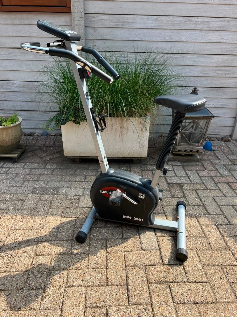 Hometrainer, Sport en Fitness, Fitnessapparatuur, Ophalen, Gebruikt, Hometrainer