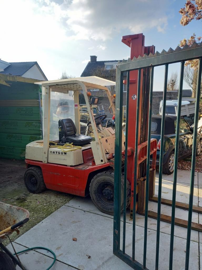 Datsun Diesel Heftruck 2500 kg met Kenteken - Werkt Goed, Zakelijke goederen, Machines en Bouw | Heftrucks en Intern transport