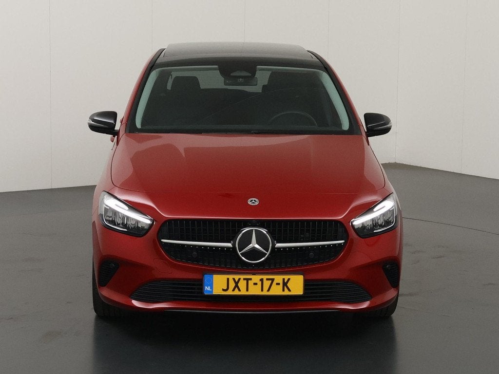 Mercedes-Benz B-klasse 250 e Business Solution Luxury Night, Auto's, Mercedes-Benz, 4 cilinders, 16 kWh, 1655 kg, Leder en Stof