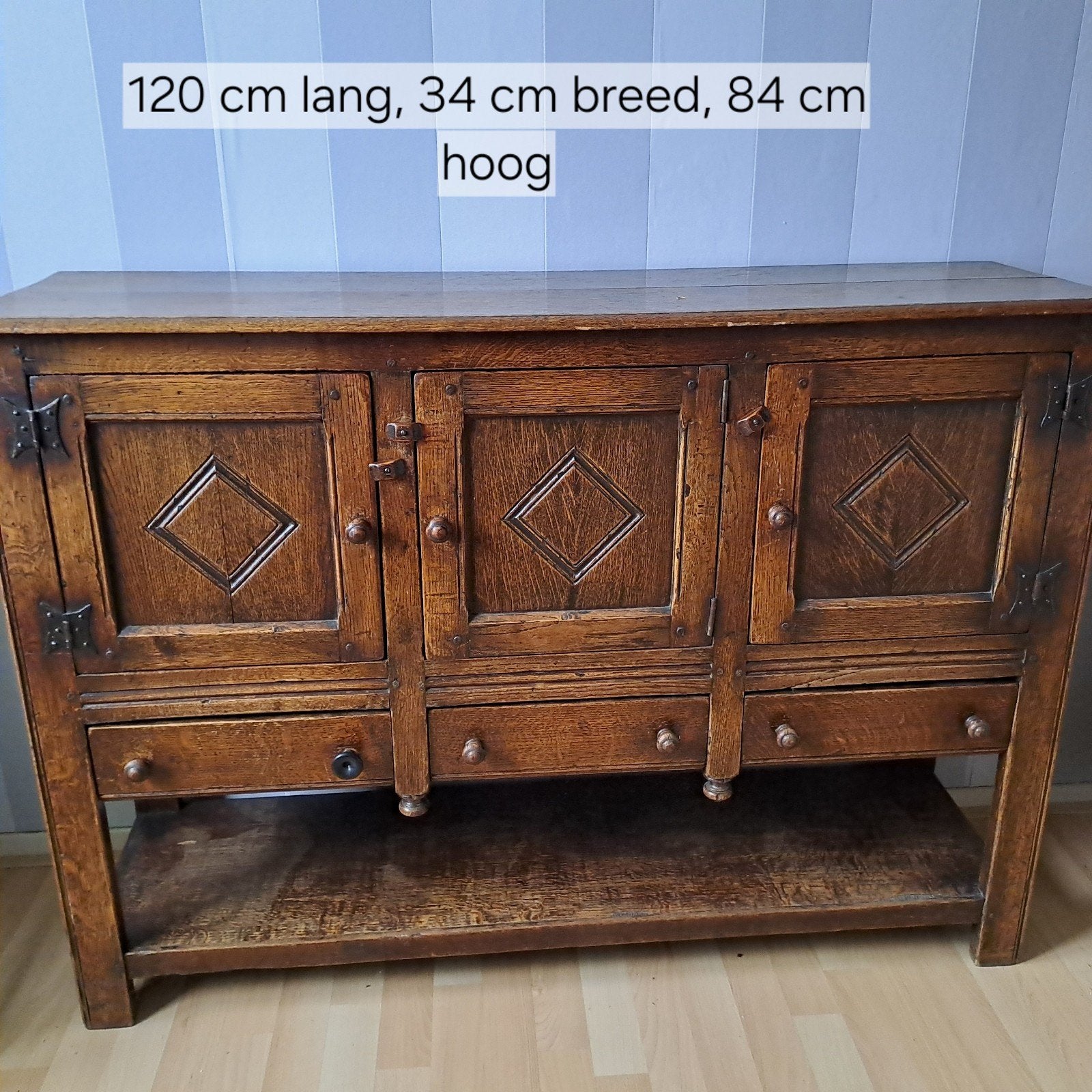 Antiek eiken dressoir met 3 deuren en 3 lades, Ophalen