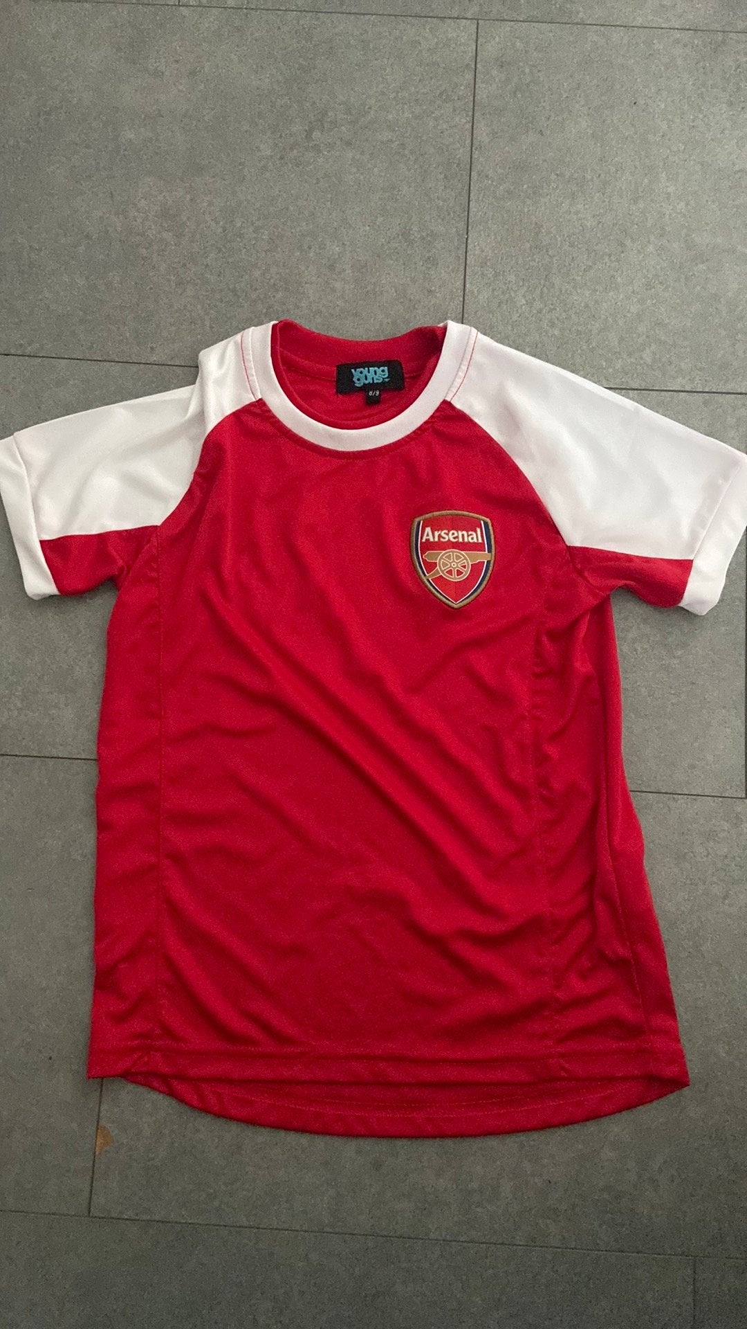 Arsenal fan shirt (7/8jaar), Sport en Fitness, Voetbal, Maat XS of kleiner, Ophalen of Verzenden, Zo goed als nieuw, Shirt