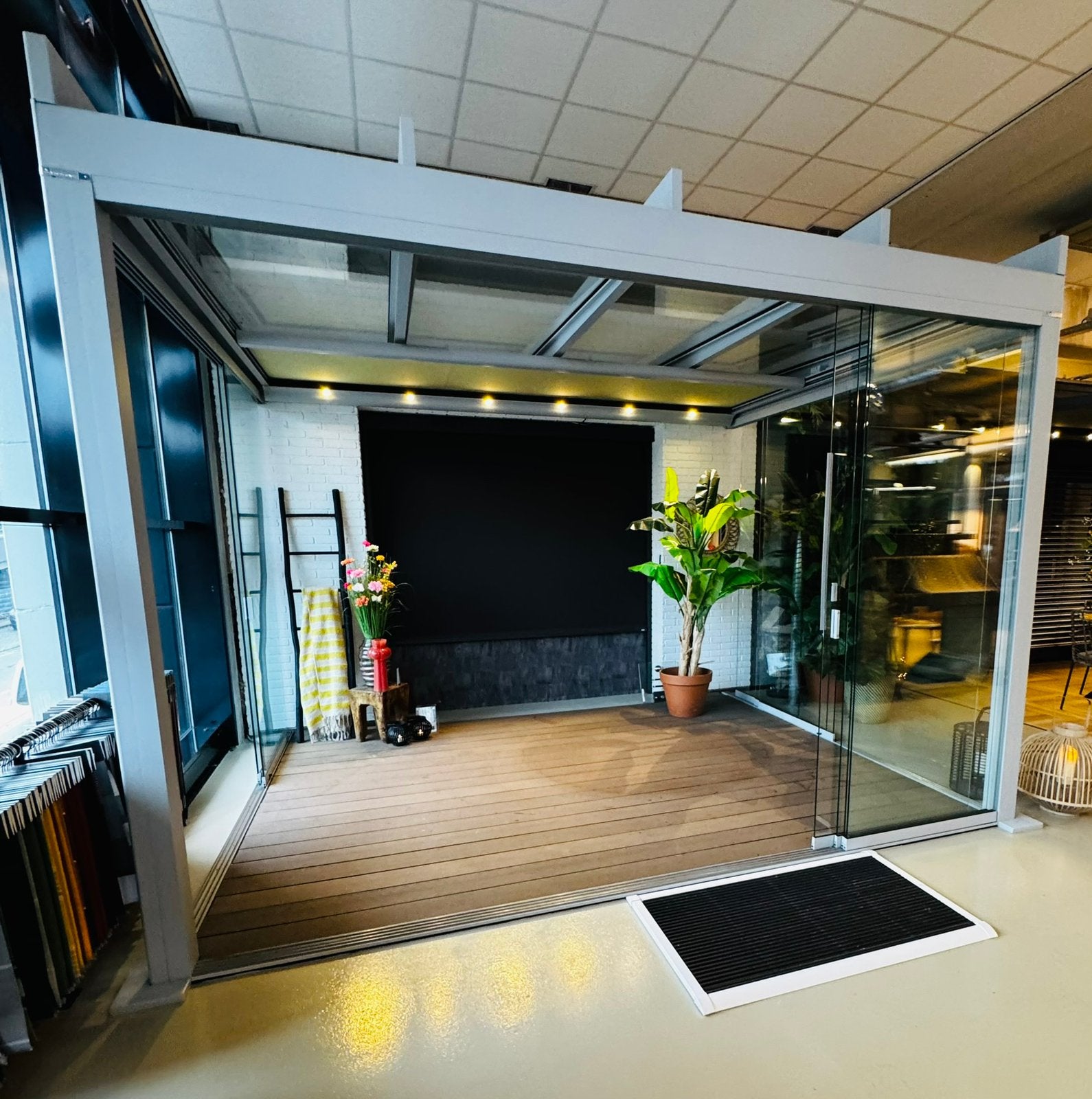 Weinor Terrasoverkapping met serezonwering (showroom model), Ophalen, Zo goed als nieuw, Veranda