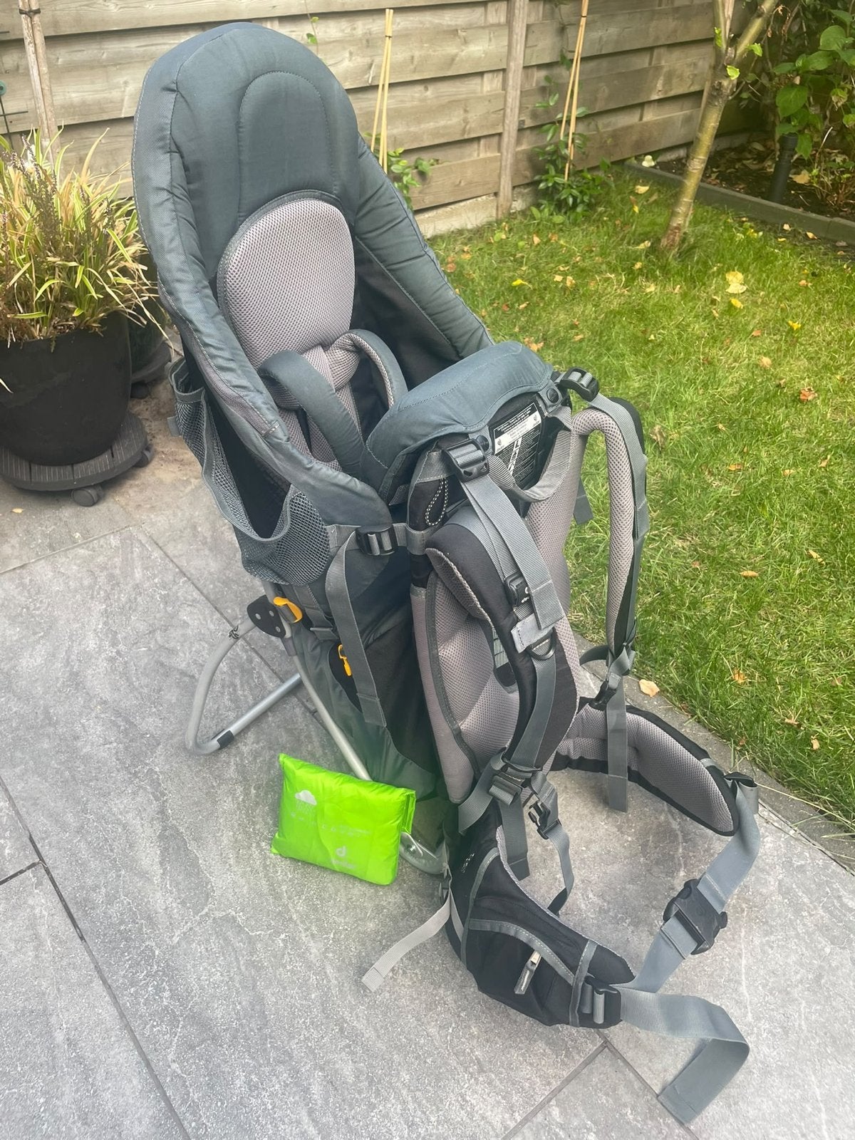 Deuter Kid Comfort III Rugdrager incl regenhoes!, Kinderen en Baby's, Overige merken, Gebruikt, Ophalen of Verzenden, Rug