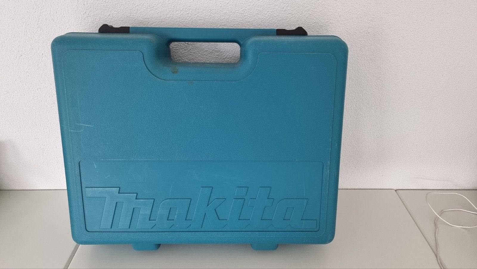 Makita Boor- en Schroefmachine 6313D met lader en koffer, Doe-het-zelf en Verbouw, Ophalen of Verzenden, Gebruikt, Minder dan 400 watt