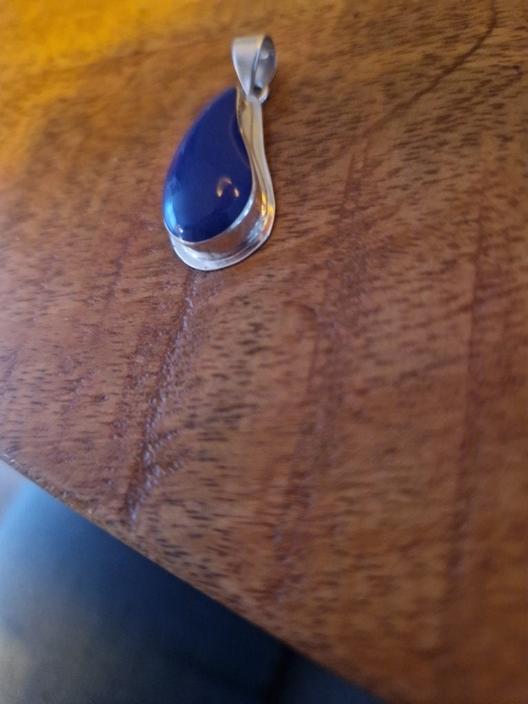 Antieke, zilveren hanger. Lapis, druppelvorm., Ophalen of Verzenden, Zilver, Hanger, Met edelsteen