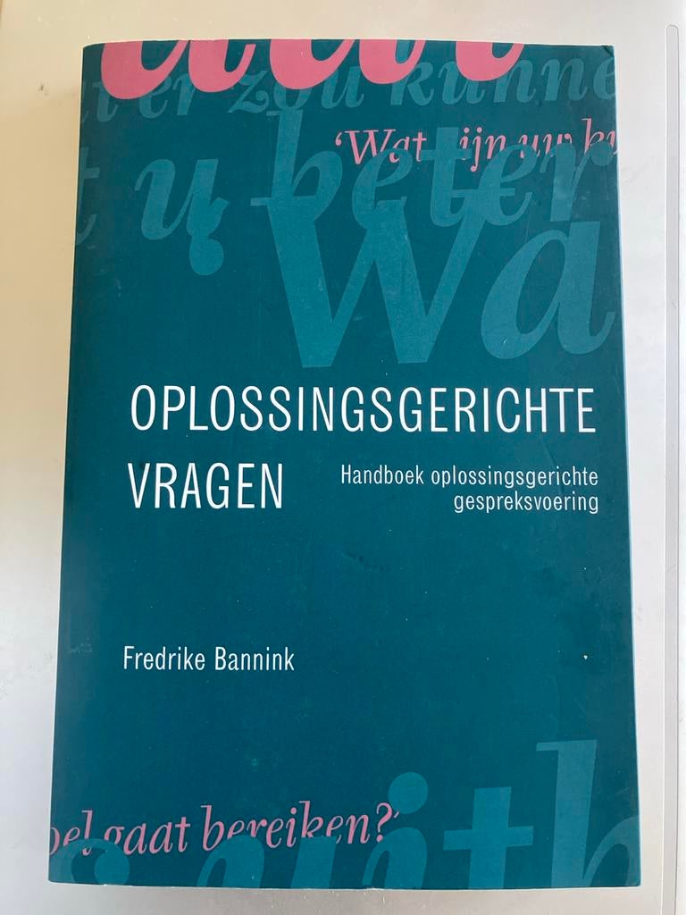 Oplossingsgerichte Vragen - Handboek gespreksvoering, Ophalen of Verzenden, Zo goed als nieuw