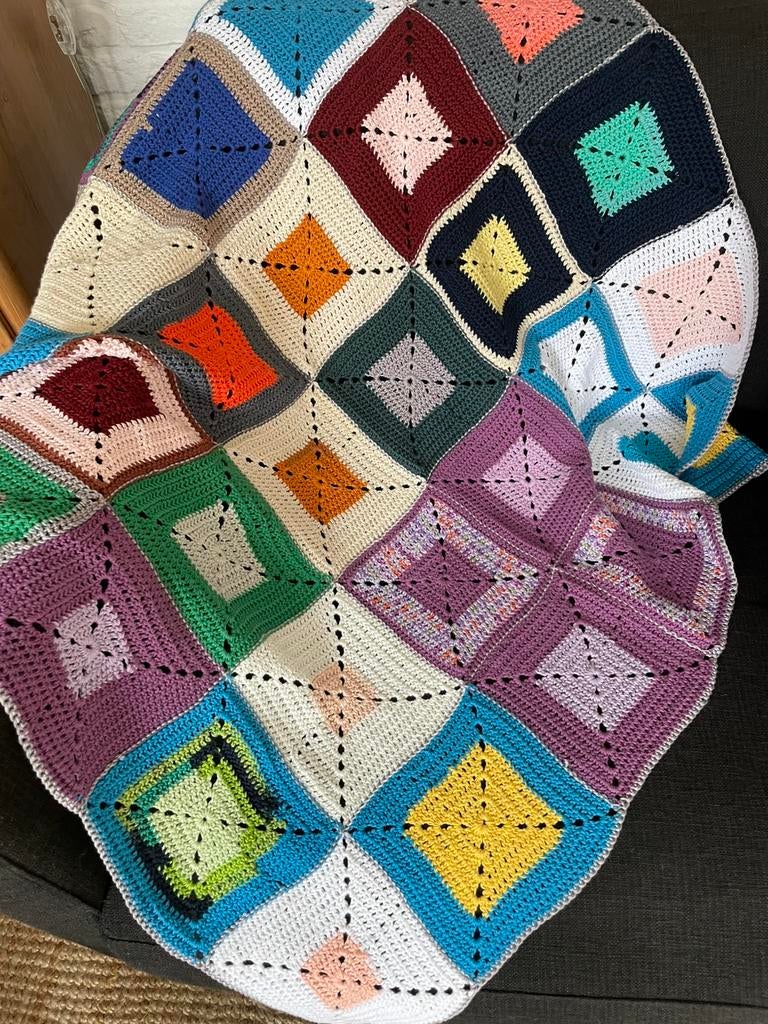 Gehaakt kleed / granny square, Huis en Inrichting, Ophalen of Verzenden, Zo goed als nieuw