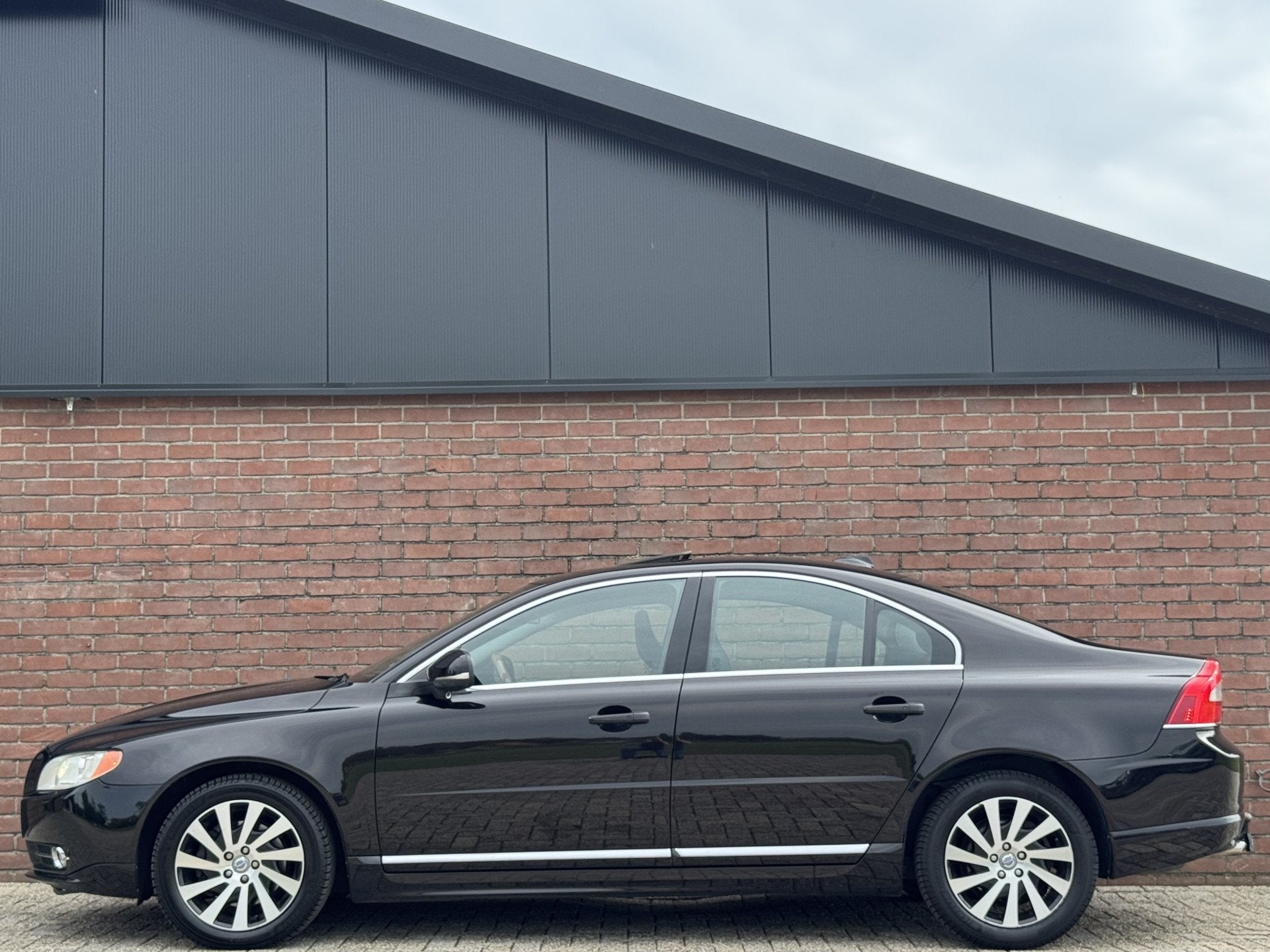 Volvo S80 3.0 T6 AWD SUMMUM | NL-AUTO! | LEDER! | TREKHAAK!, Euro 5, Gebruikt, 2953 cc, 2000 kg