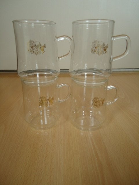 4 Vintage Pickwick theeglazen met gouden koets logo, Huis en Inrichting, Glas of Glazen, Ophalen of Verzenden, Overige stijlen