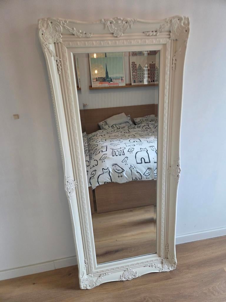 Prachtige sierlijke wandspiegel – klassiek / barok stijl, Huis en Inrichting, Woonaccessoires | Spiegels, Ophalen, Gebruikt, 100 tot 150 cm