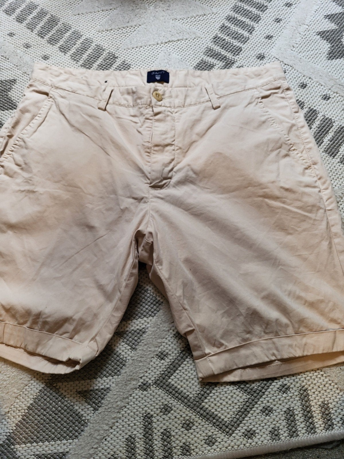 Gant short mt 34 beige zgan, Kleding | Heren, Ophalen of Verzenden, Zo goed als nieuw, Maat 52/54 (L), Beige