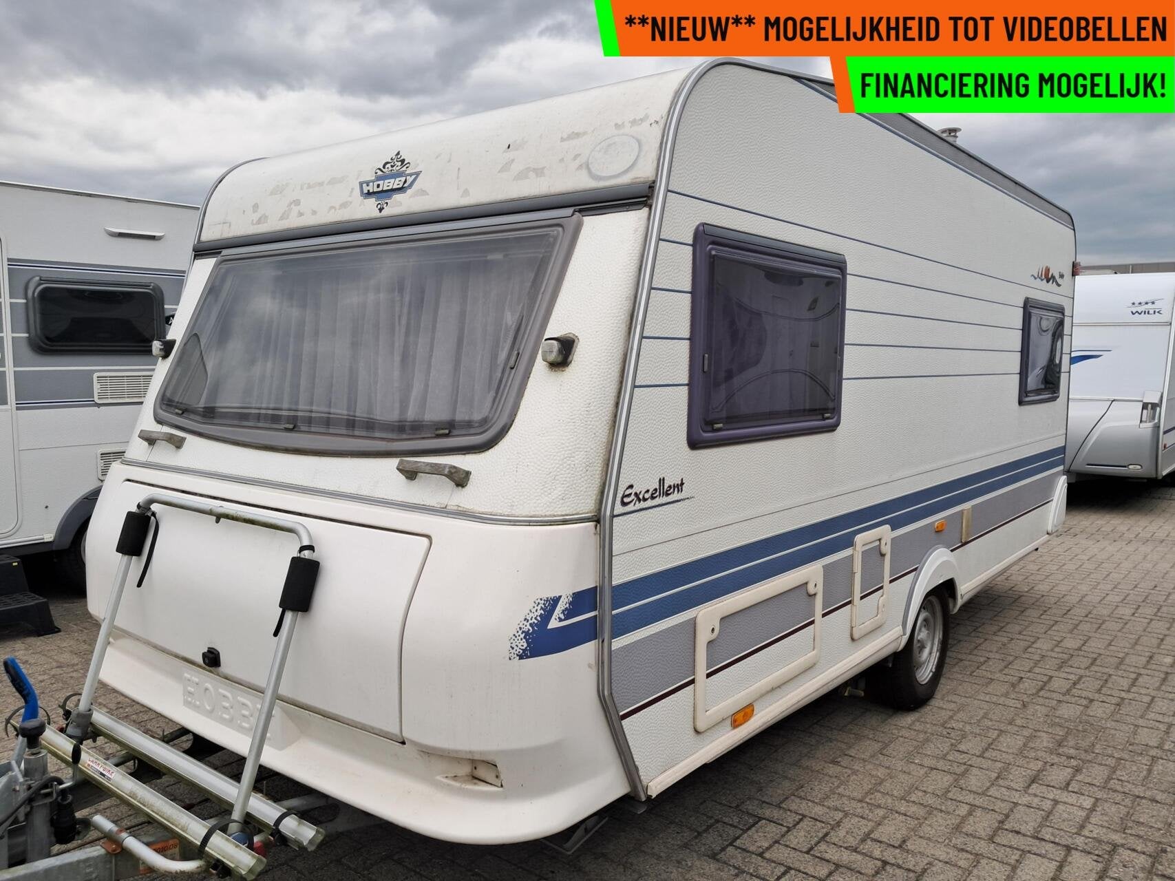 HOBBY EXCELLENT 470 MOVER + VOORTENT + DWARSBED + FIETSENDR, Caravans en Kamperen, Rondzit, Hobby, Bedrijf, Serviceluik
