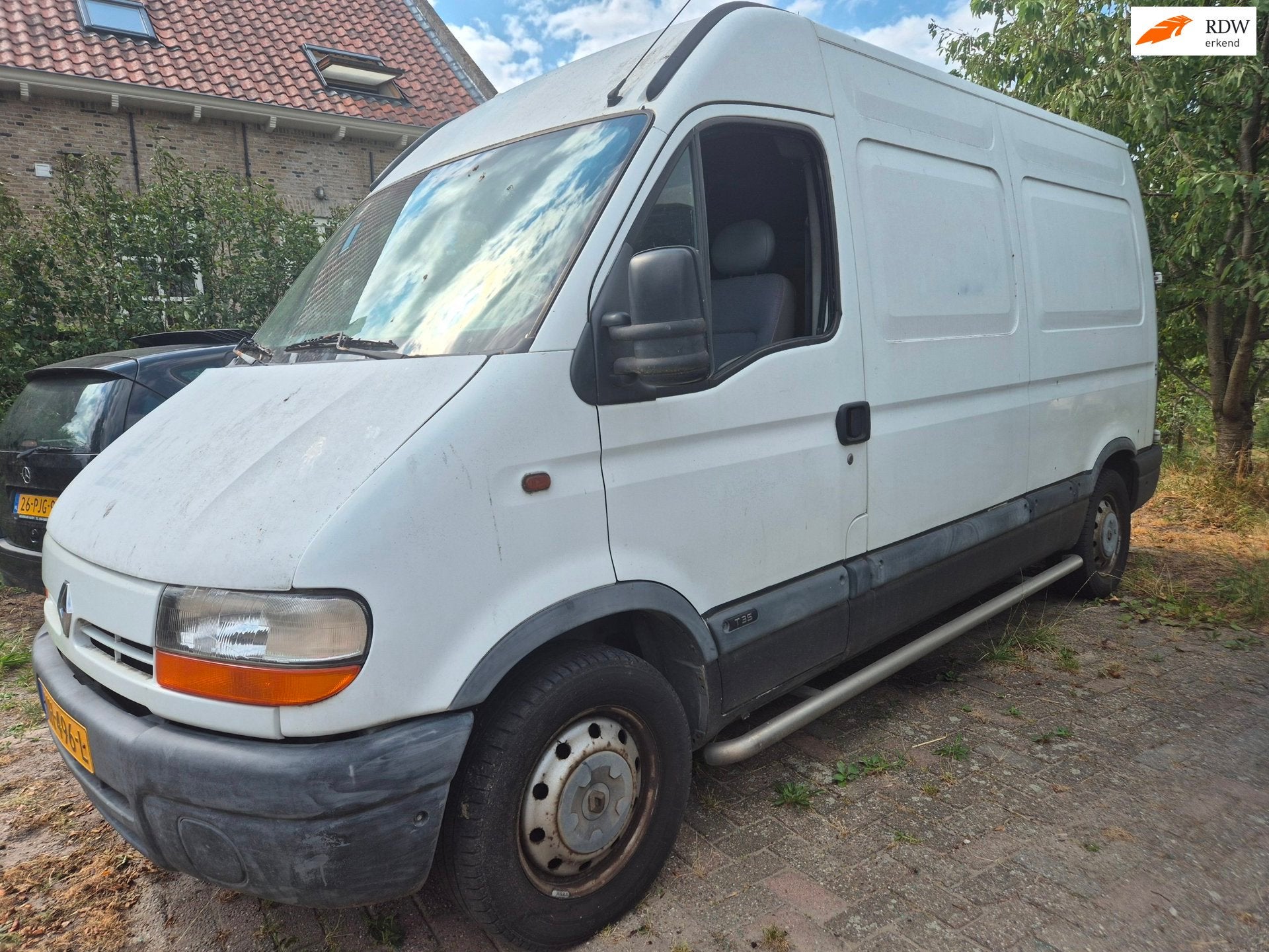 Renault MASTER 2.2 DIESEL 2003 LANG HOOG RIJDT EN SCHAKELT G, Auto's, Bestelauto's, Voorwielaandrijving, Gebruikt, 4 cilinders