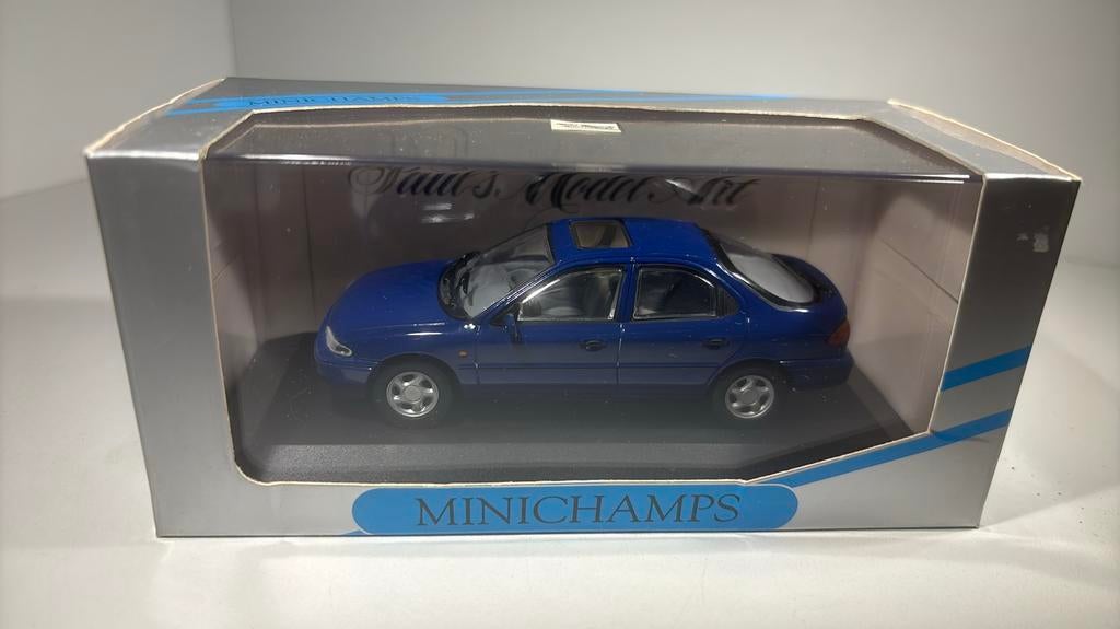 Ford mondeo bleu minichamps 1.43, Auto, Ophalen of Verzenden, MiniChamps, A