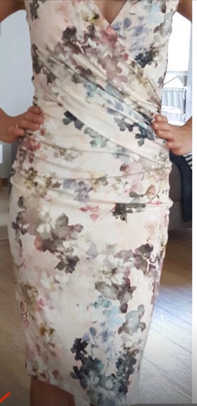 Phase Eight slanke jurk pasteltinten romantische print 36, Kleding | Dames, Jurken, Zo goed als nieuw, Maat 36 (S), Onder de knie