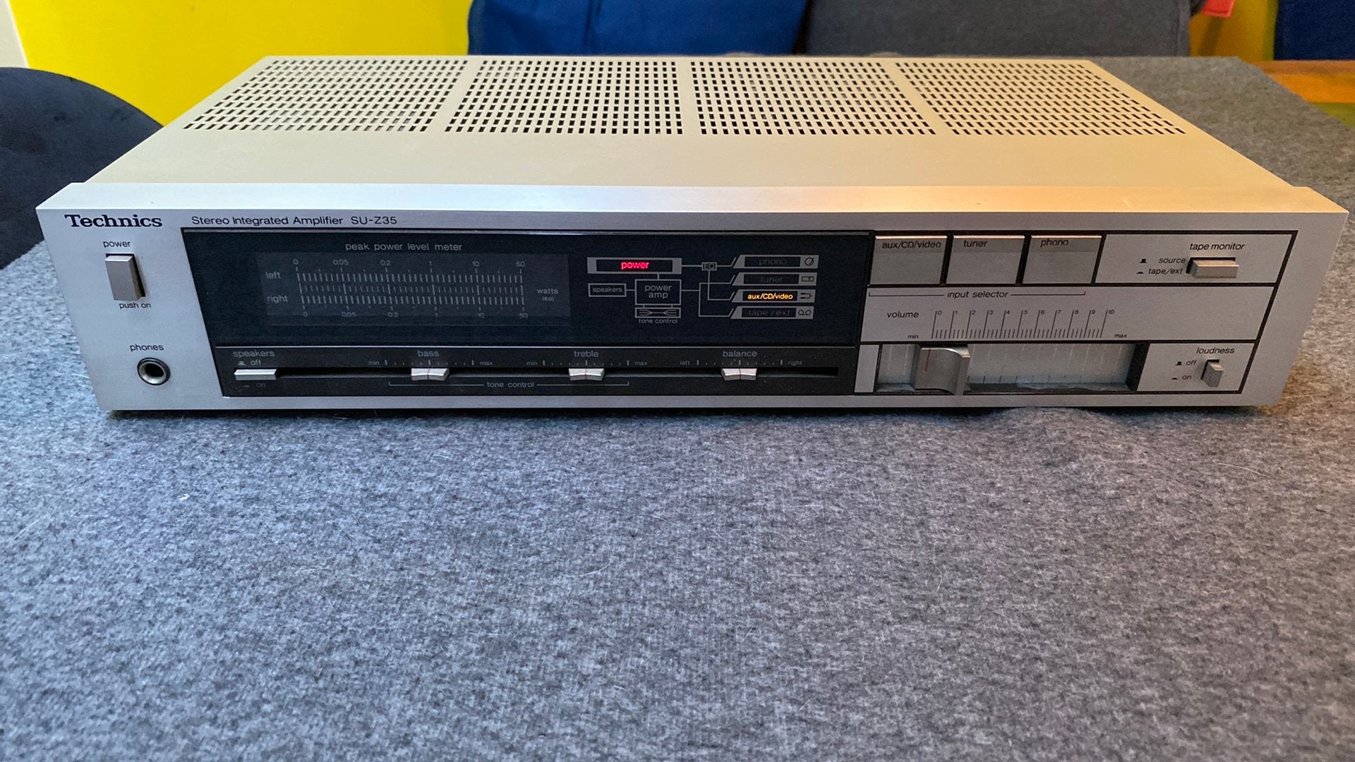 Vintage Technics SU-Z35 Stereo Integrated Amplifier m, Ophalen of Verzenden, Zo goed als nieuw