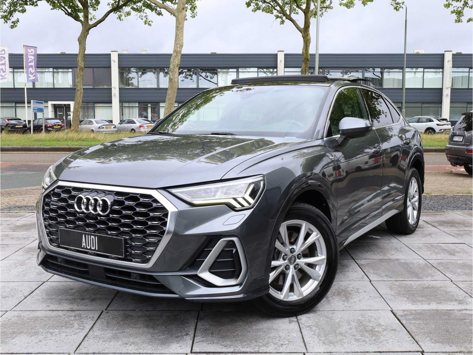Audi Q3 Sportback 45 TFSI Quattro 2x S-Line 230PK Automaat 2, Auto's, Automaat, Gebruikt, Bedrijf, SUV of Terreinwagen