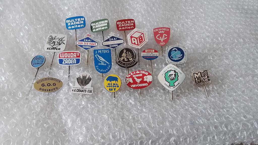 20 verschillende speldjes zaden, zaadhandel en veevoeders., Verzamelen, Ophalen of Verzenden, Zo goed als nieuw, Overige onderwerpen