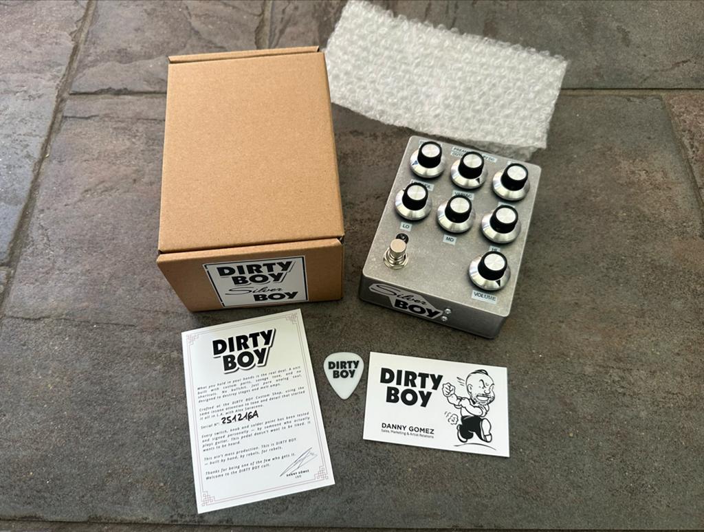 Dirty Boy Silverboy Preamp / Emulated Pedaal, Muziek en Instrumenten, Effecten, Ophalen of Verzenden, Zo goed als nieuw, Distortion, Overdrive of Fuzz