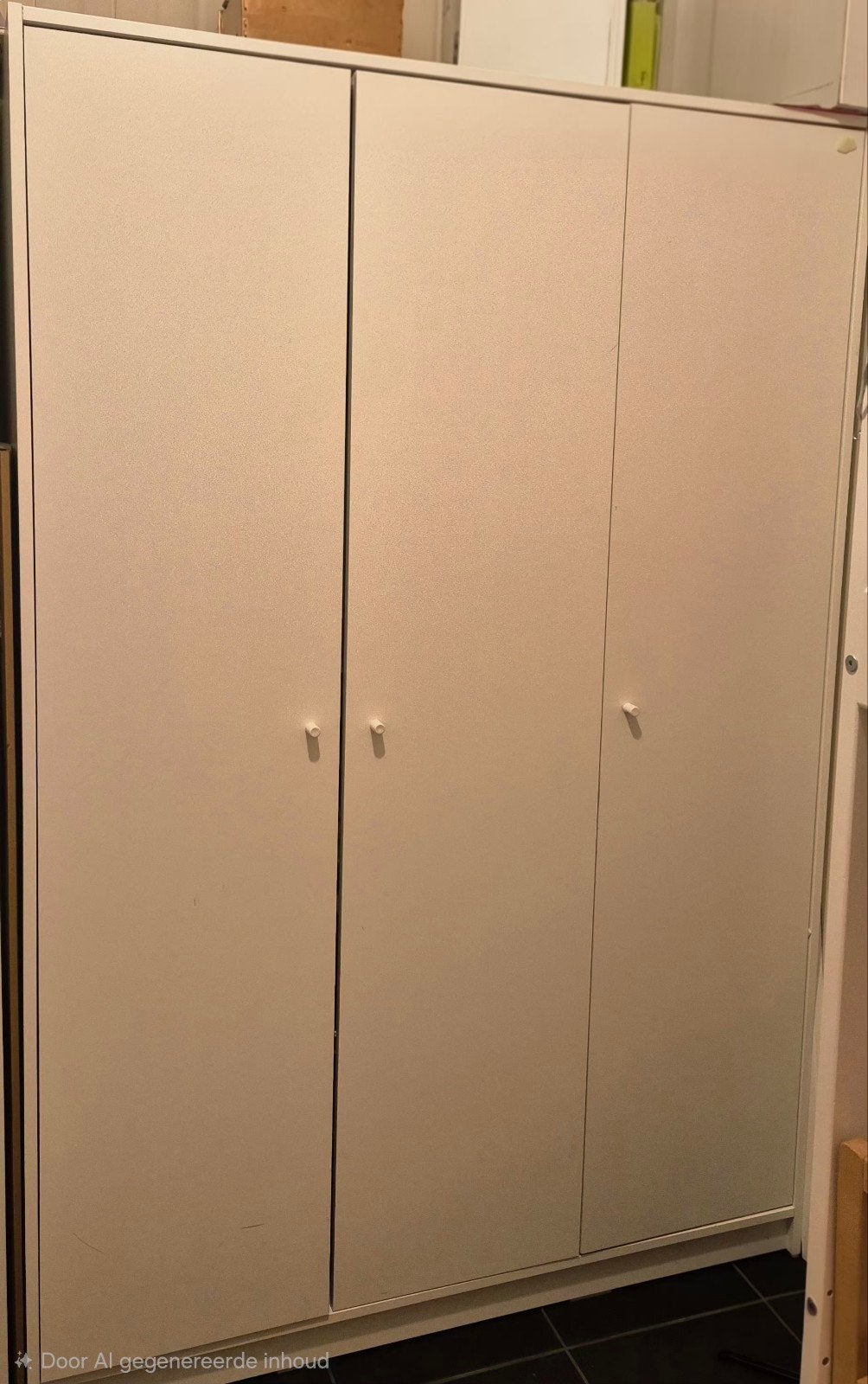 Set van 2 ikea kledingkasten: 3-deurs en 2-deurs, Ophalen, Met deur(en), Gebruikt, 100 tot 150 cm