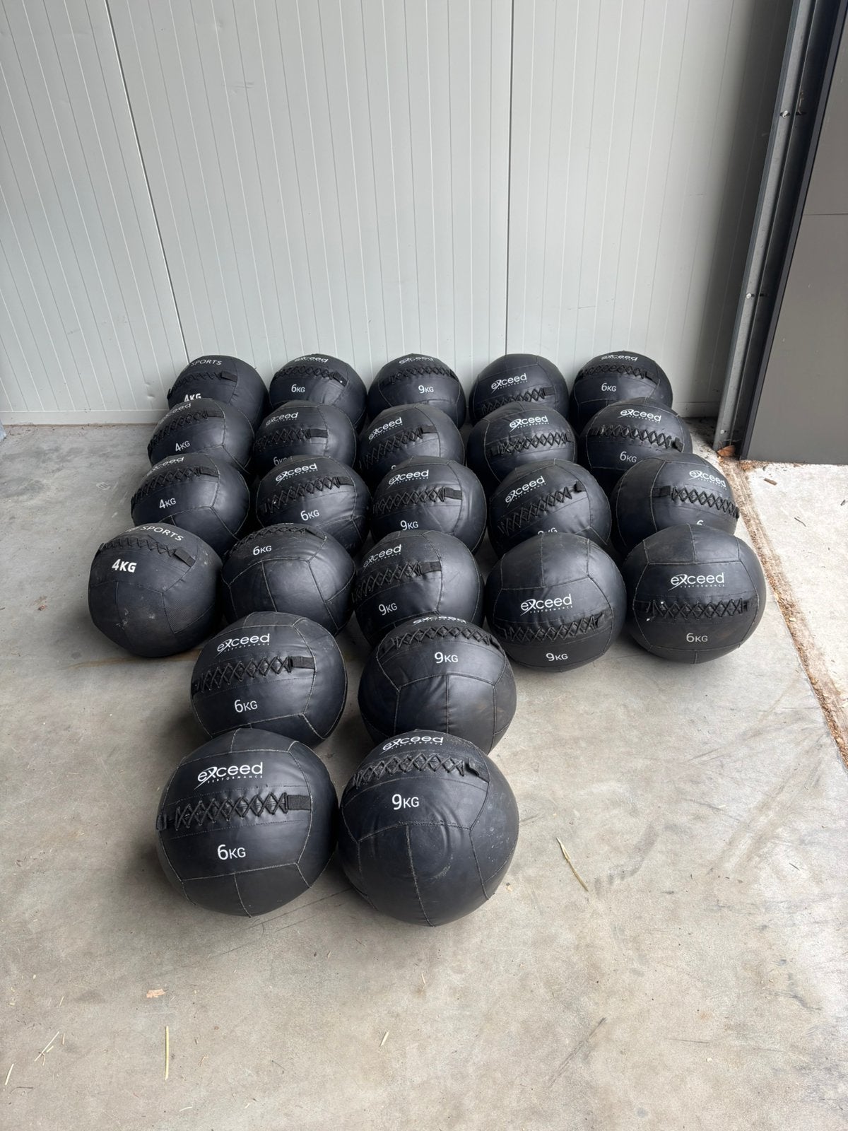 Set: 24 x eleiko wallballs (4, 6 & 9 kg), Sport en Fitness, Eleiko, Eleiko, Ophalen of Verzenden, Zo goed als nieuw