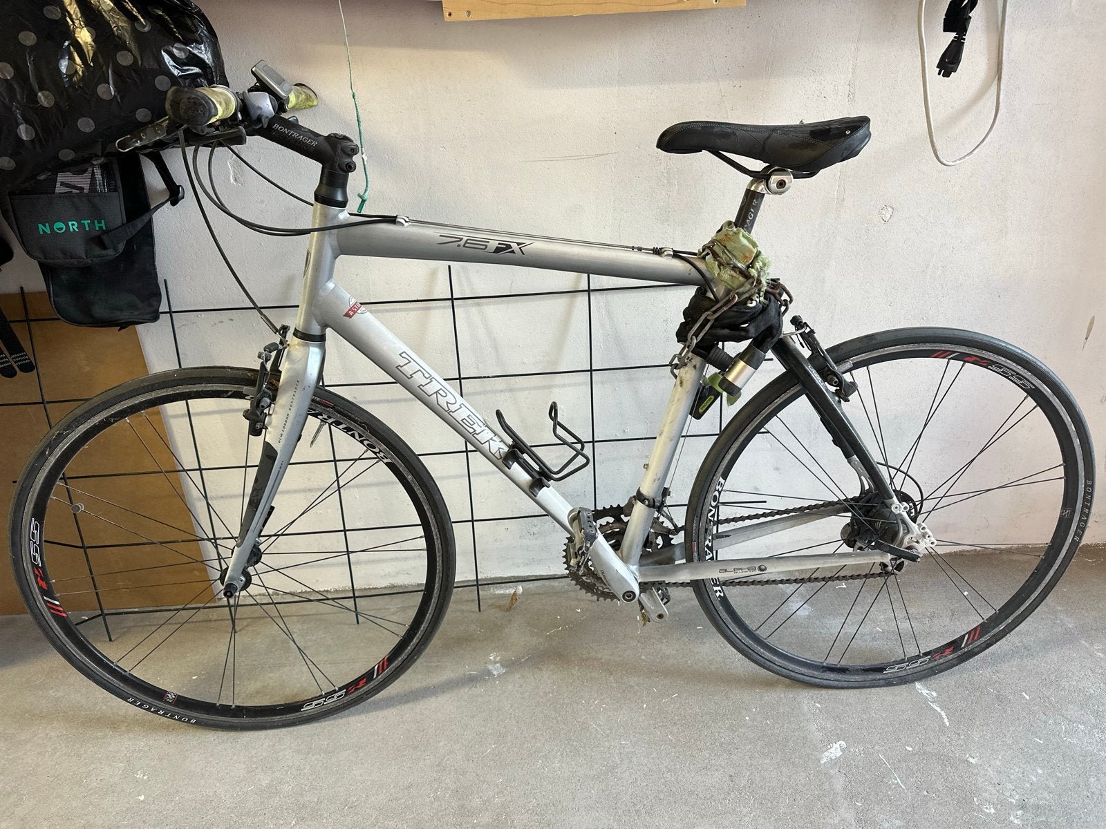 Trek 7.6 FX hybride fiets - Goede staat, 28 inch, Gebruikt, Velgrem, Meer dan 20 versnellingen