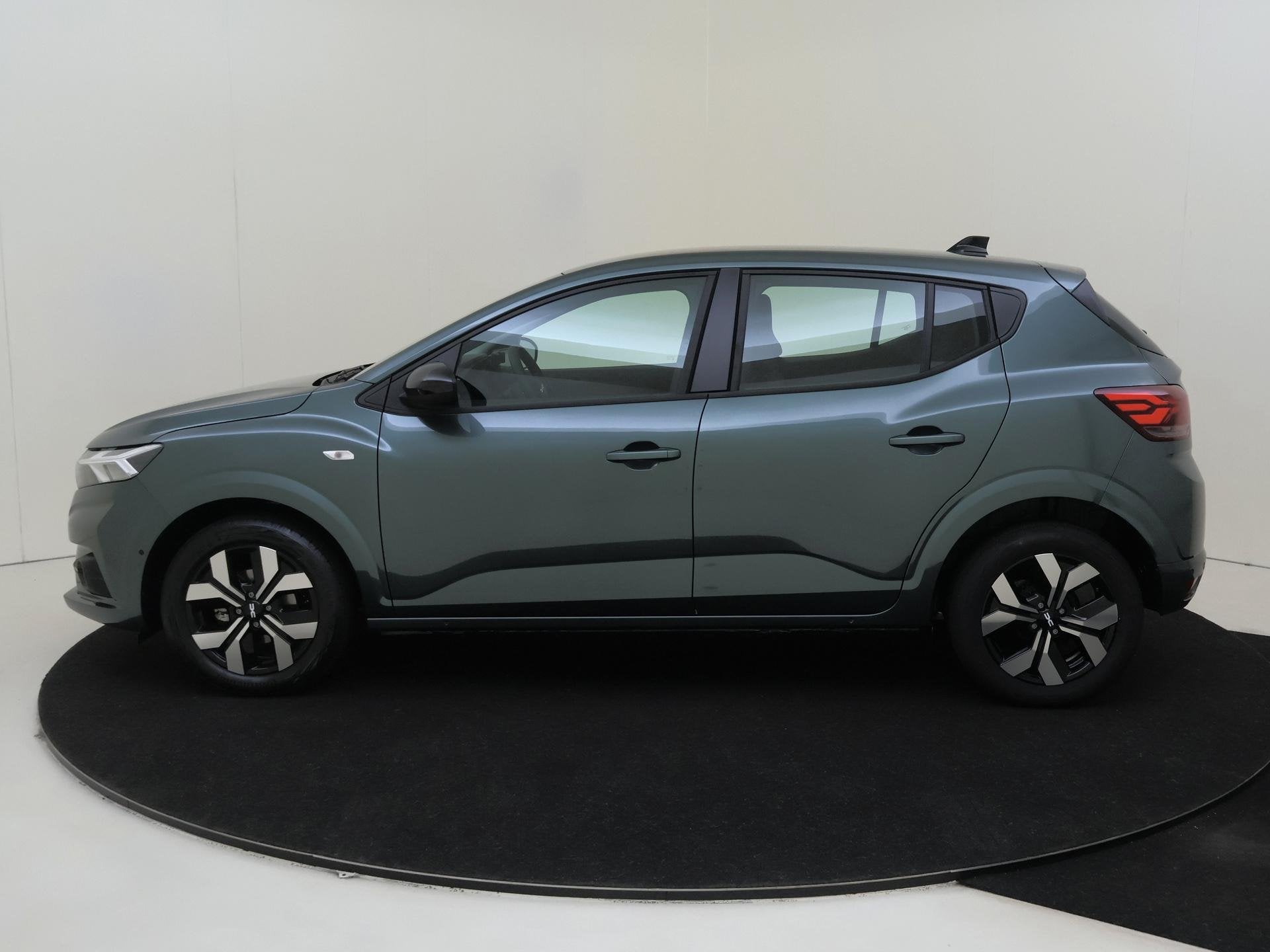 Dacia Sandero 1.0 TCe 90 Journey | Achteruitrijcamera | Airc, Auto's, Voorwielaandrijving, Dealer onderhouden, Stof, Euro 6