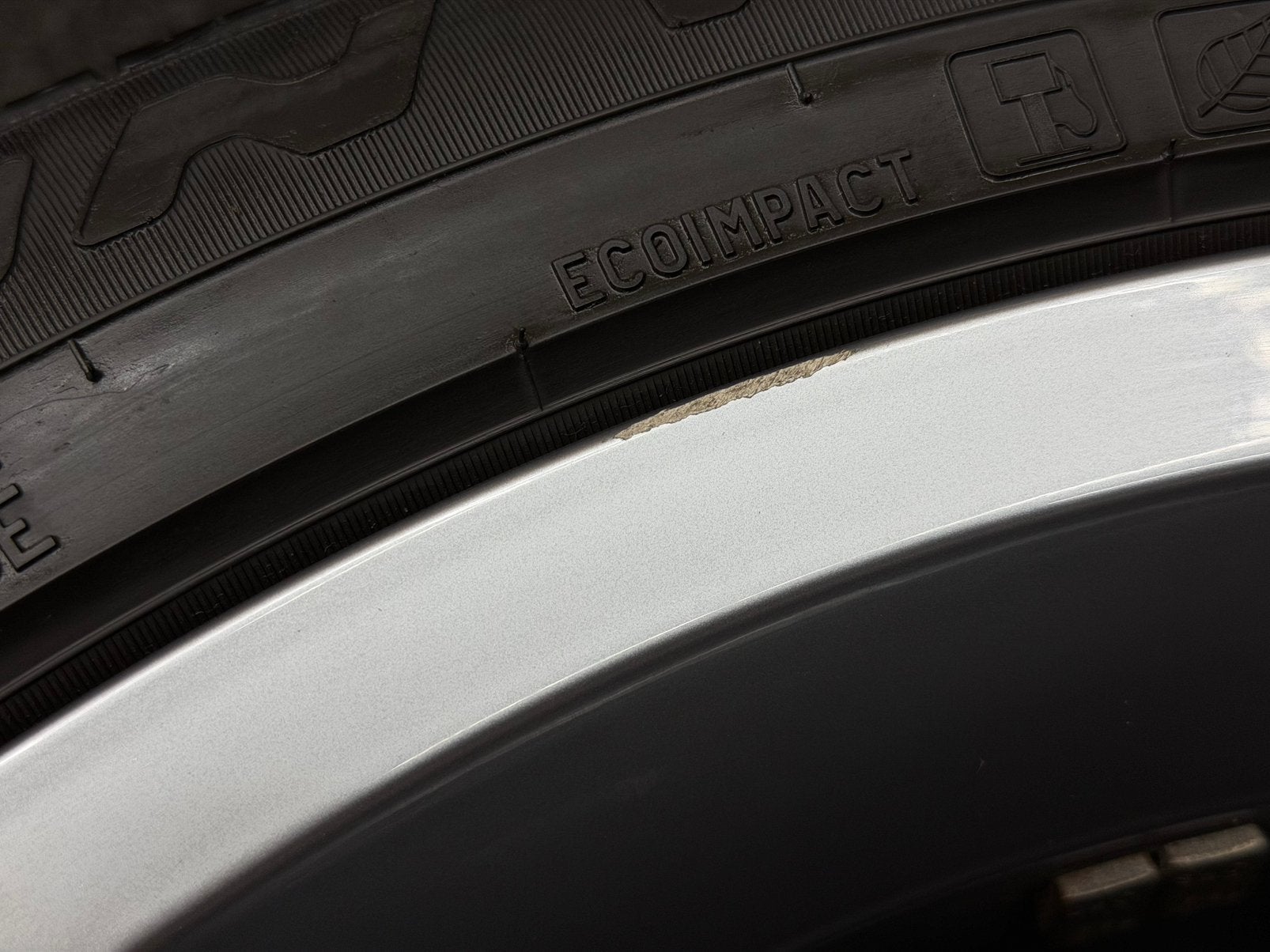 Originele 19 inch VW Tiguan 5NA Sebring 5x112 ET38 Pirelli, 255 mm, ., Banden en Velgen, .