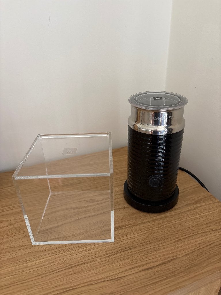 Nespresso Aeroccino 3 en cupshouder, Huis en Inrichting, Overige typen, Ophalen, Gebruikt, Overige merken
