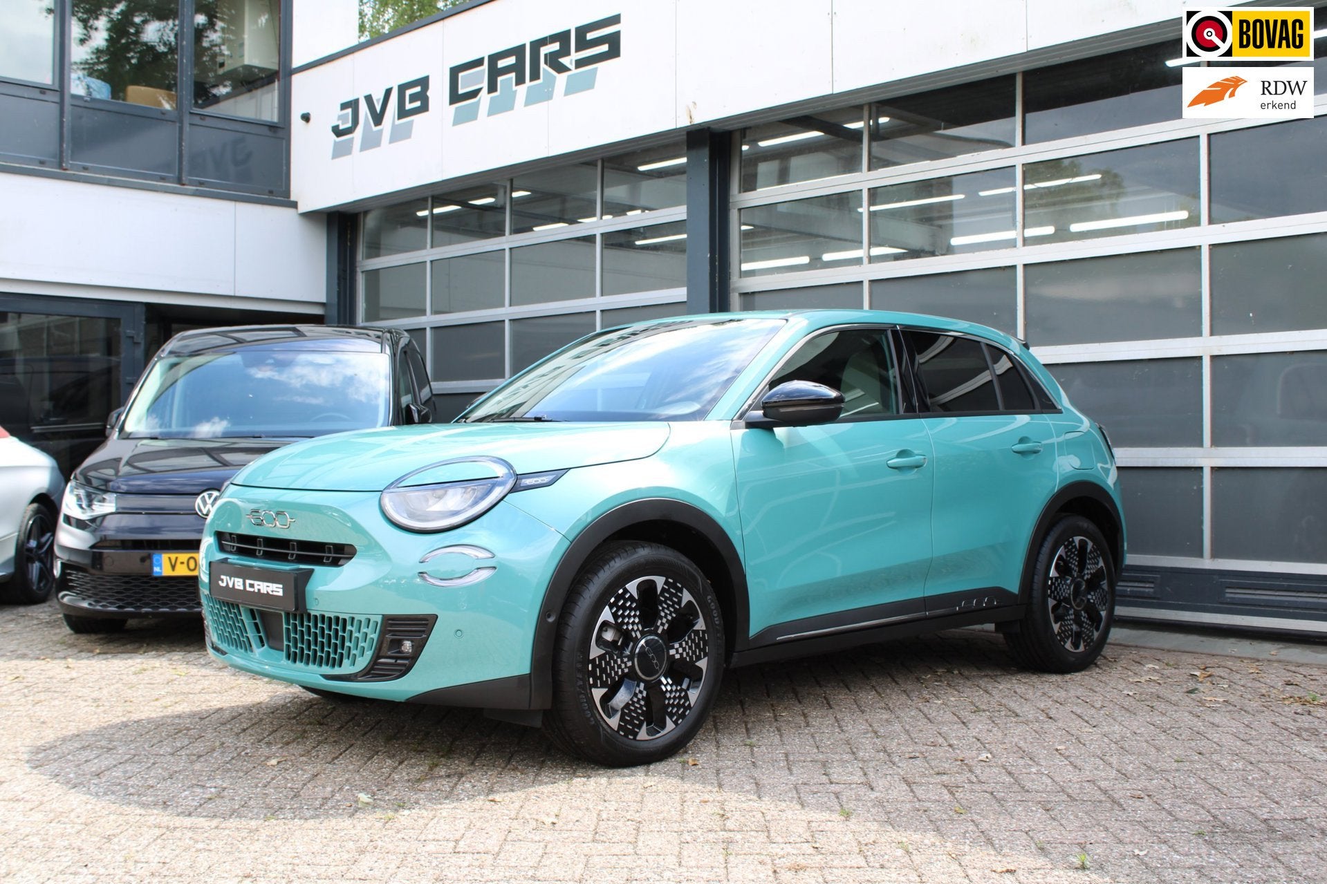 Fiat 600 1.2 Hybrid La Prima, 136 pk, Gebruikt, Beige, 1199 cc