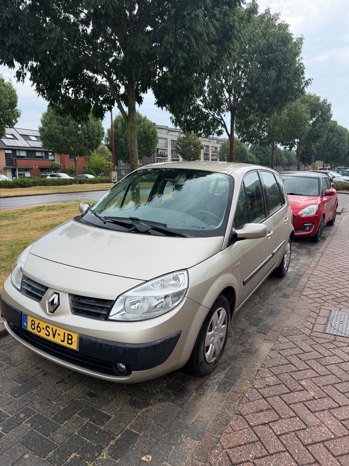 Renault Scénic 1.6 16V AUT 2006 Beige, Auto's, Renault, 1345 kg, 4 cilinders, Beige, Origineel Nederlands