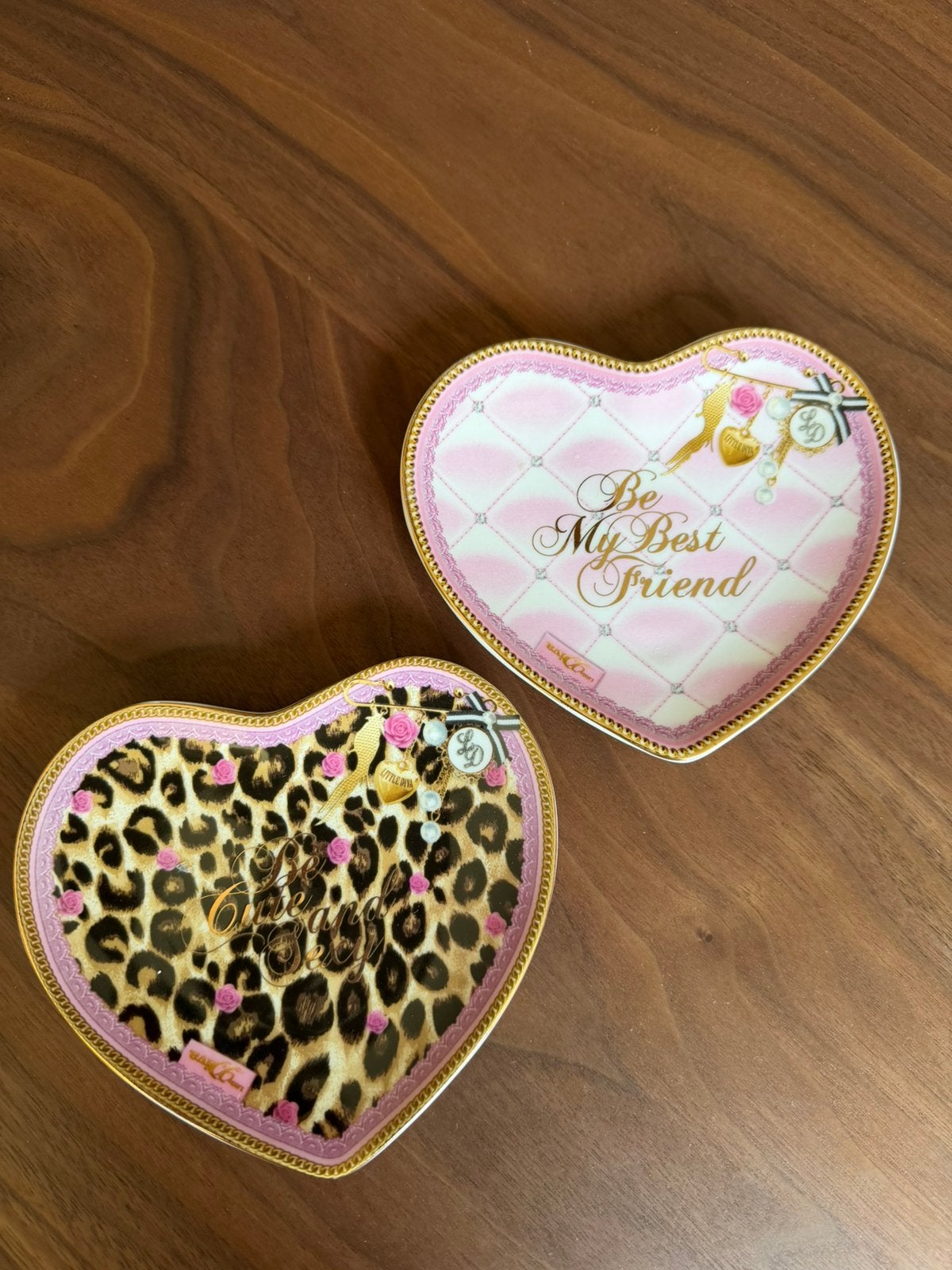 Little Diva schaaltjes, Sieraden, Tassen en Uiterlijk, Broches, Ophalen of Verzenden, Zo goed als nieuw, Roze, Overige materialen