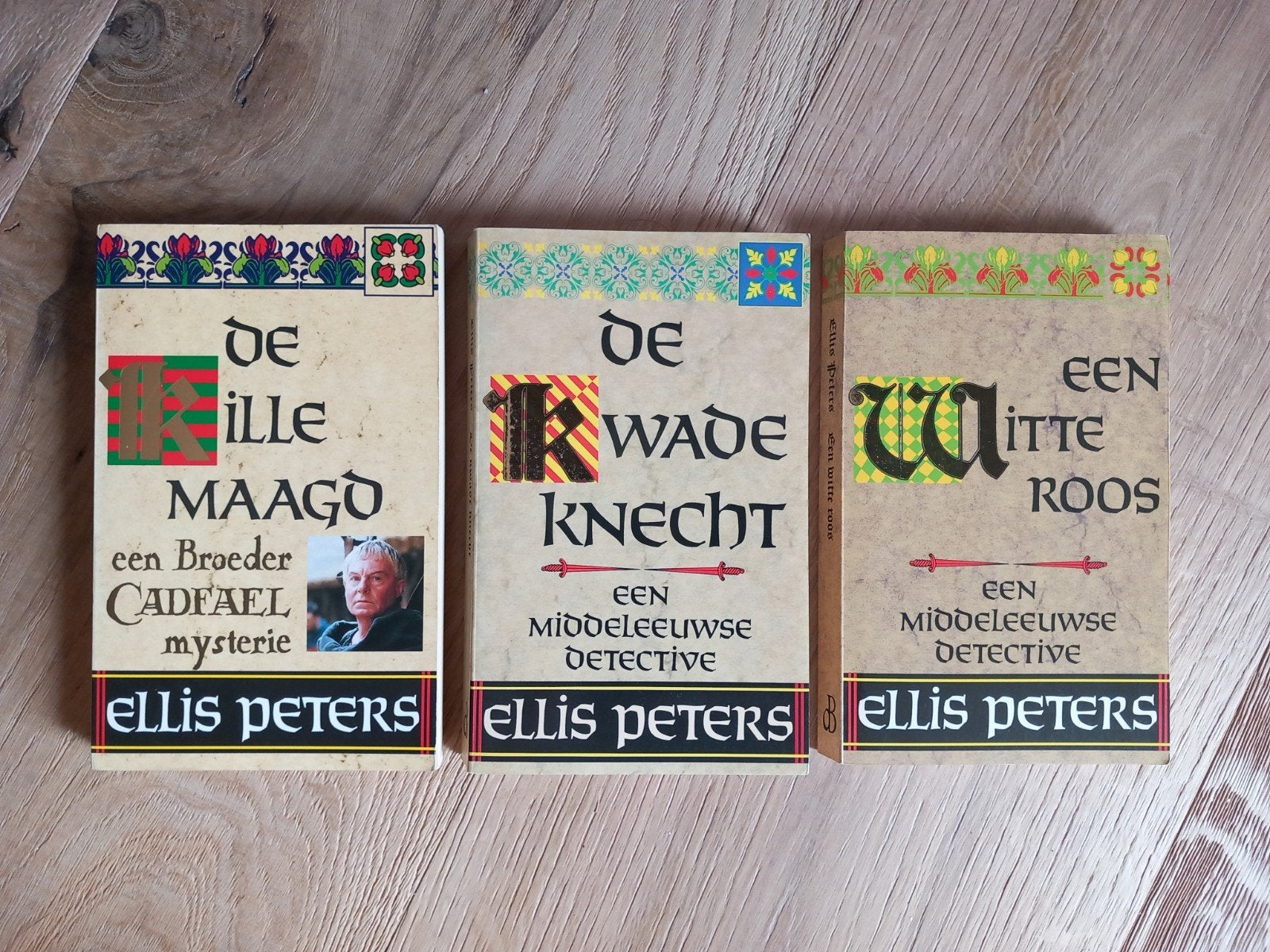 Ellis Peters - Broeder Cadfael - 3 boekjes, Ophalen of Verzenden, Gelezen