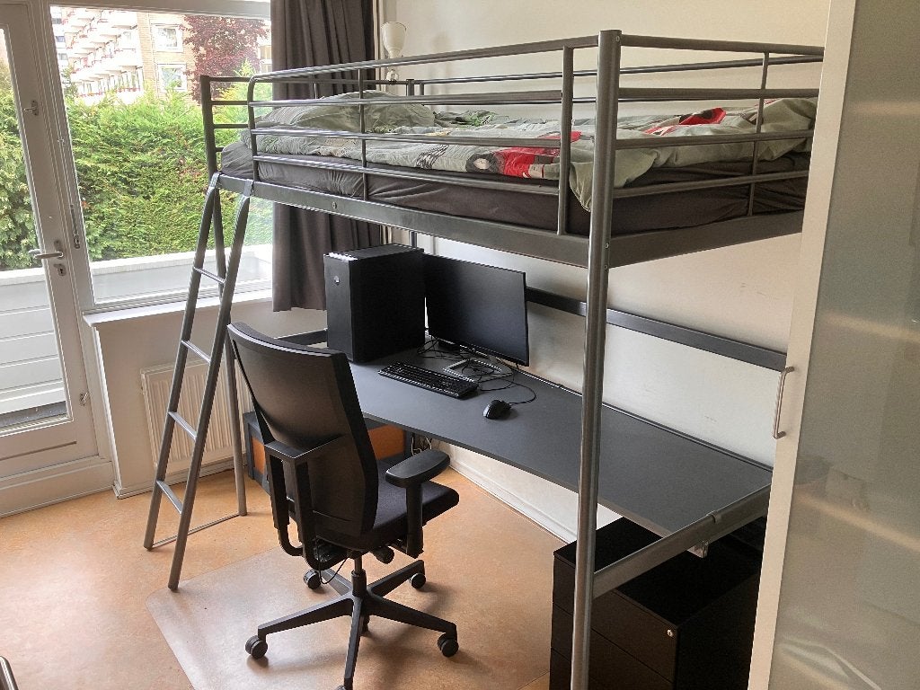 IKEA SVARTA hoogslaper met BUREAUBLAD, Gebruikt, Eenpersoons, Ophalen of Verzenden, 200 cm