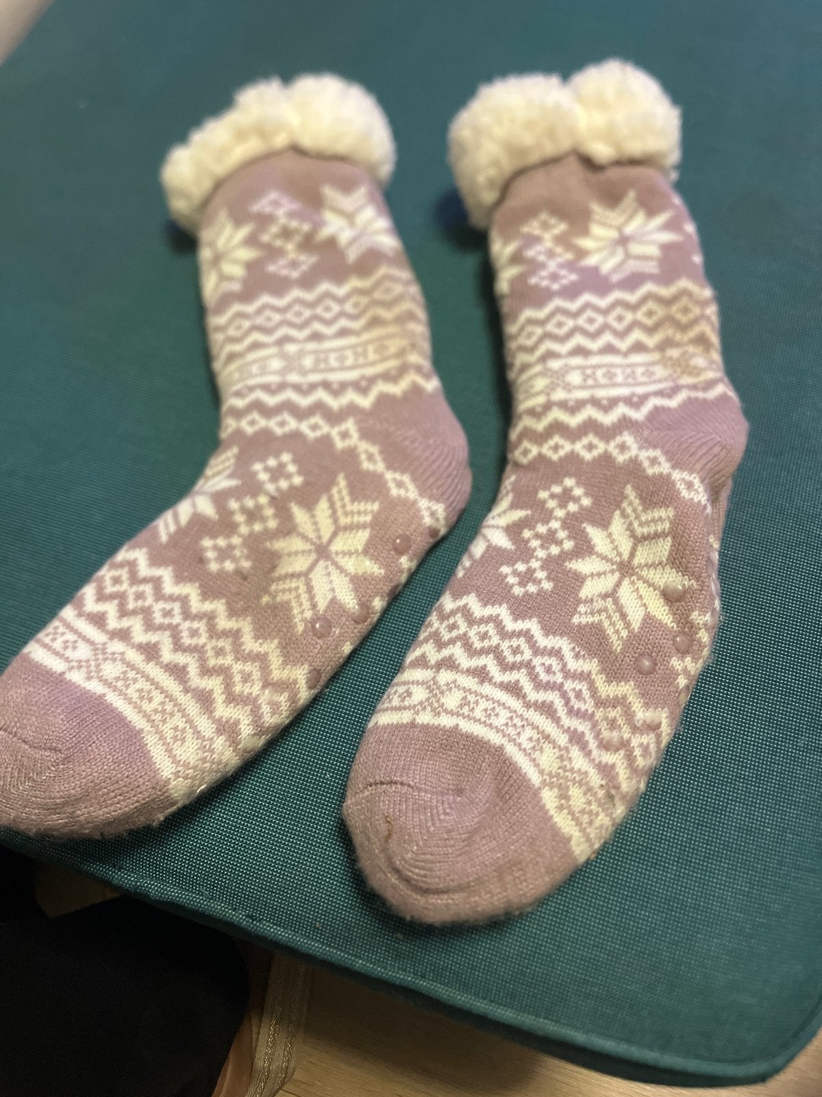 Warme winter sokken met antislip en bontrand, Sokken en Kniesokken, Overige maten, Ophalen of Verzenden, Zo goed als nieuw
