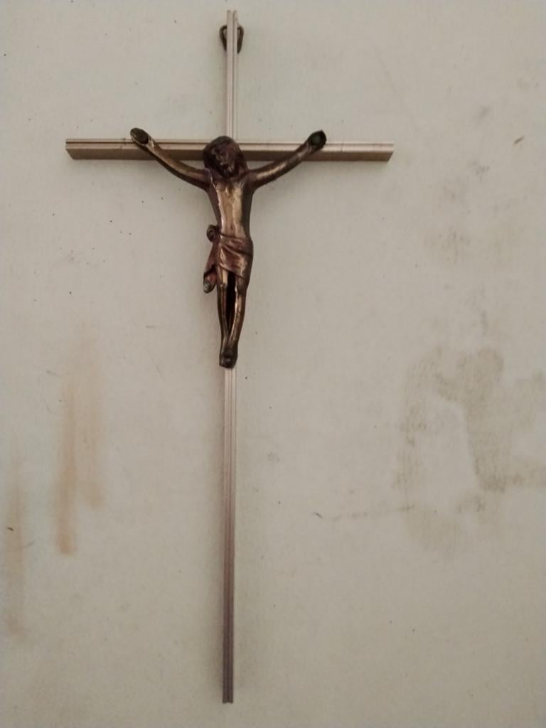 Antiek Kruisbeeld met Jezus Christus in Doos, Ophalen of Verzenden