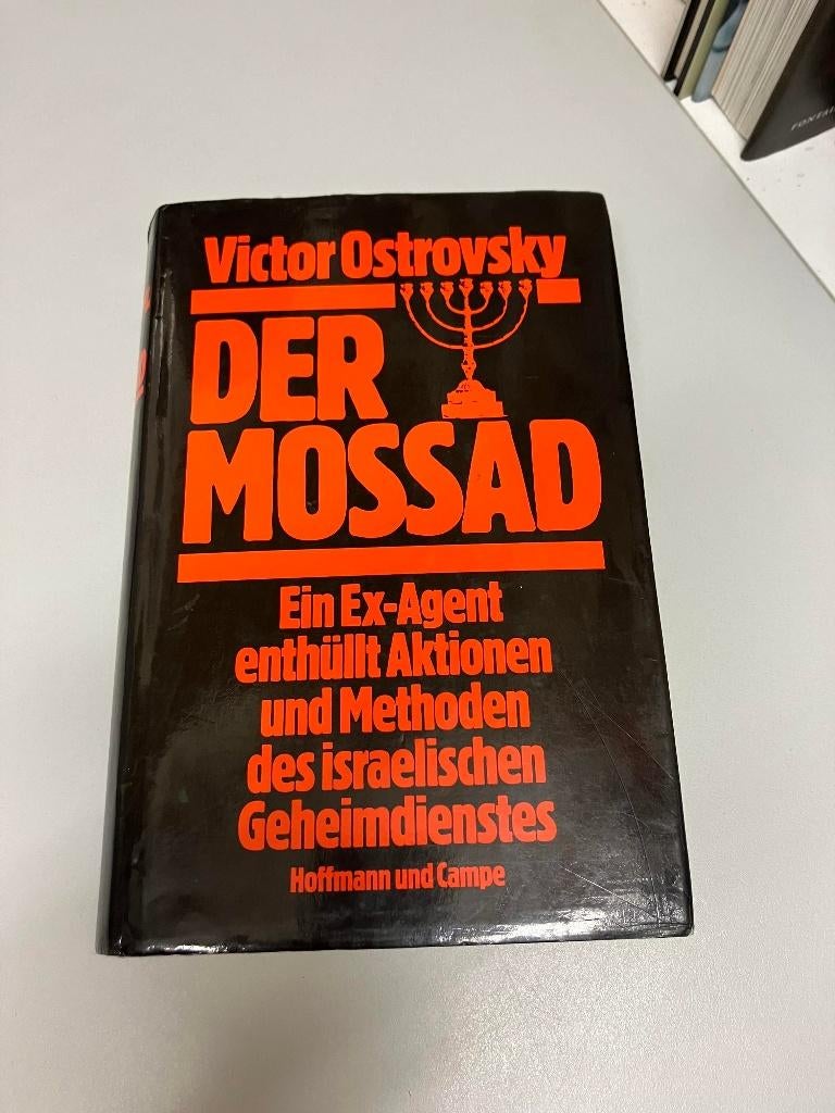 Der Mossad Ostrovsky Ex agent, Boeken, Ophalen of Verzenden, 1945 tot heden, Gelezen, Algemeen